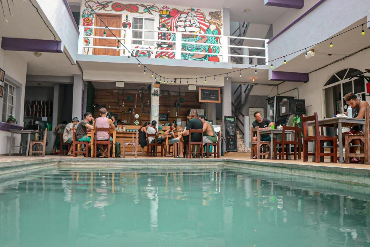 Les Trois Singes - Friendly Hostel Ilha das Mulheres Exterior foto
