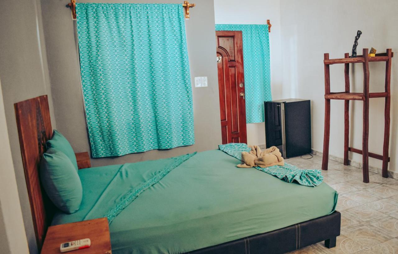 Les Trois Singes - Friendly Hostel Ilha das Mulheres Exterior foto